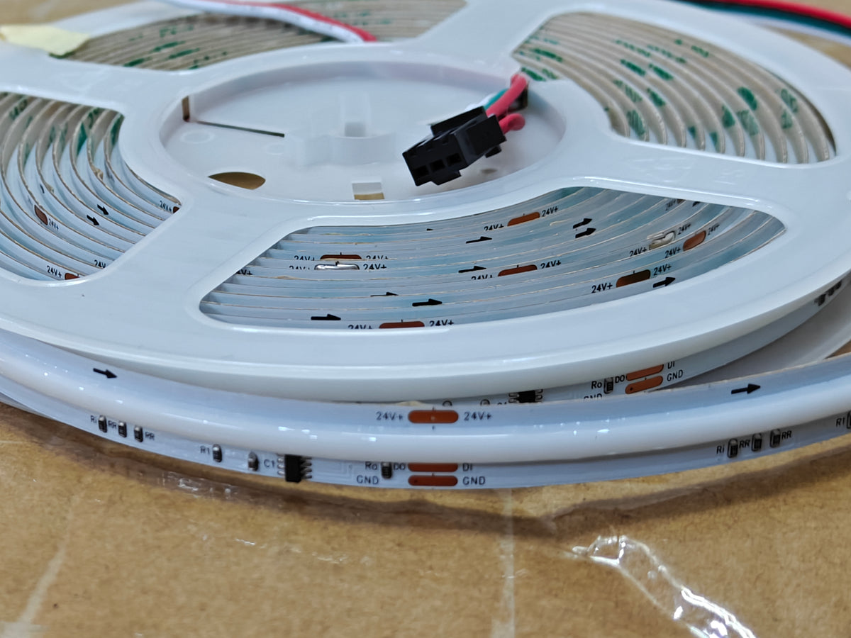 COB WS2814 IC RGBW 3000K COB LED Strip Flexible High Density Uniform Chasing Color LED Light